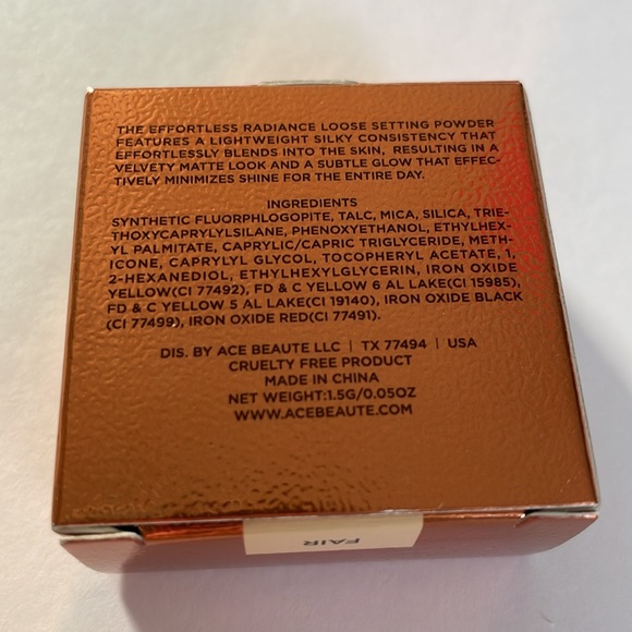 Ace Beauté effortless radiance loose setting powder - Picture 2 of 8